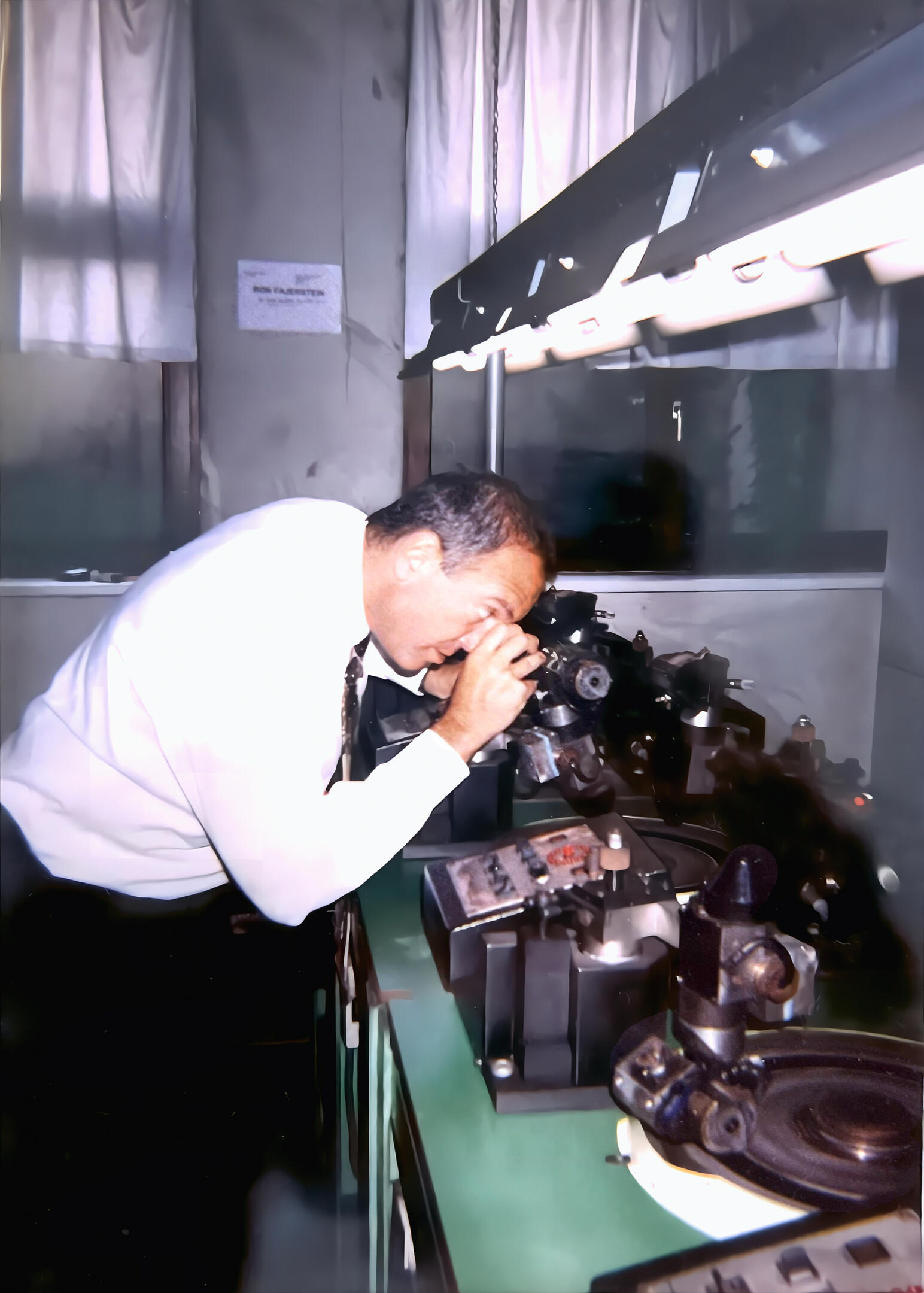 Ron Fajerstein checking round stones in the factory